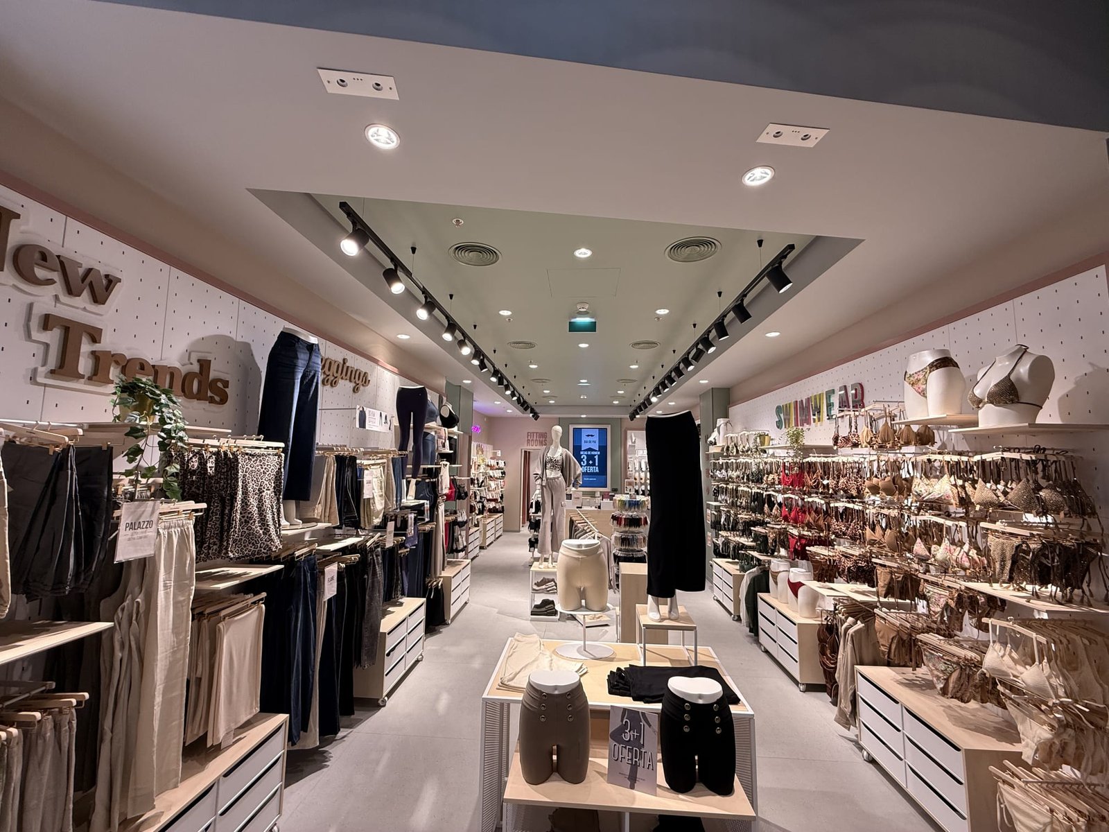 Loja Calzedonia — Centro Comercial — imagem 3