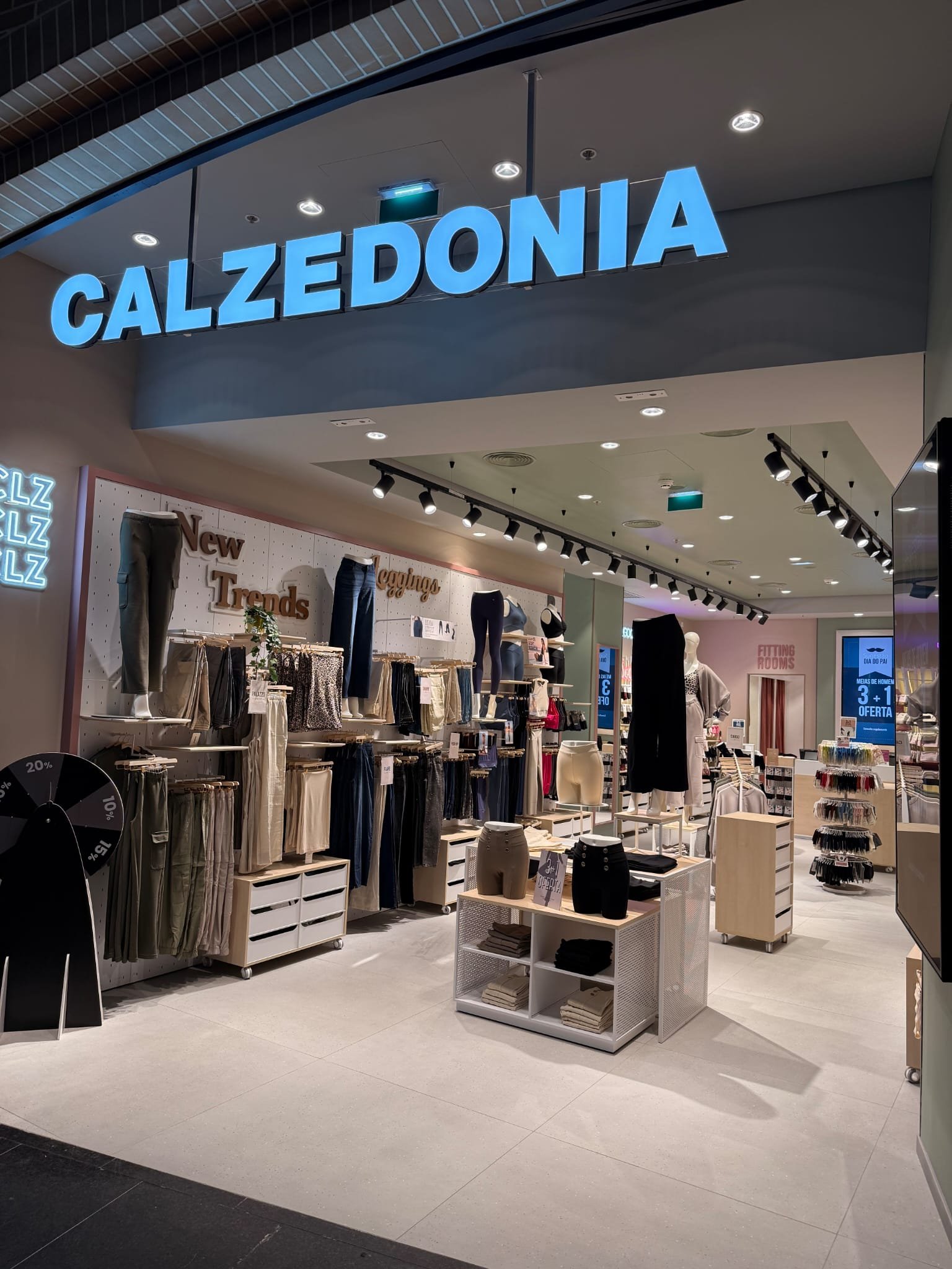 Loja Calzedonia — Centro Comercial — imagem 6