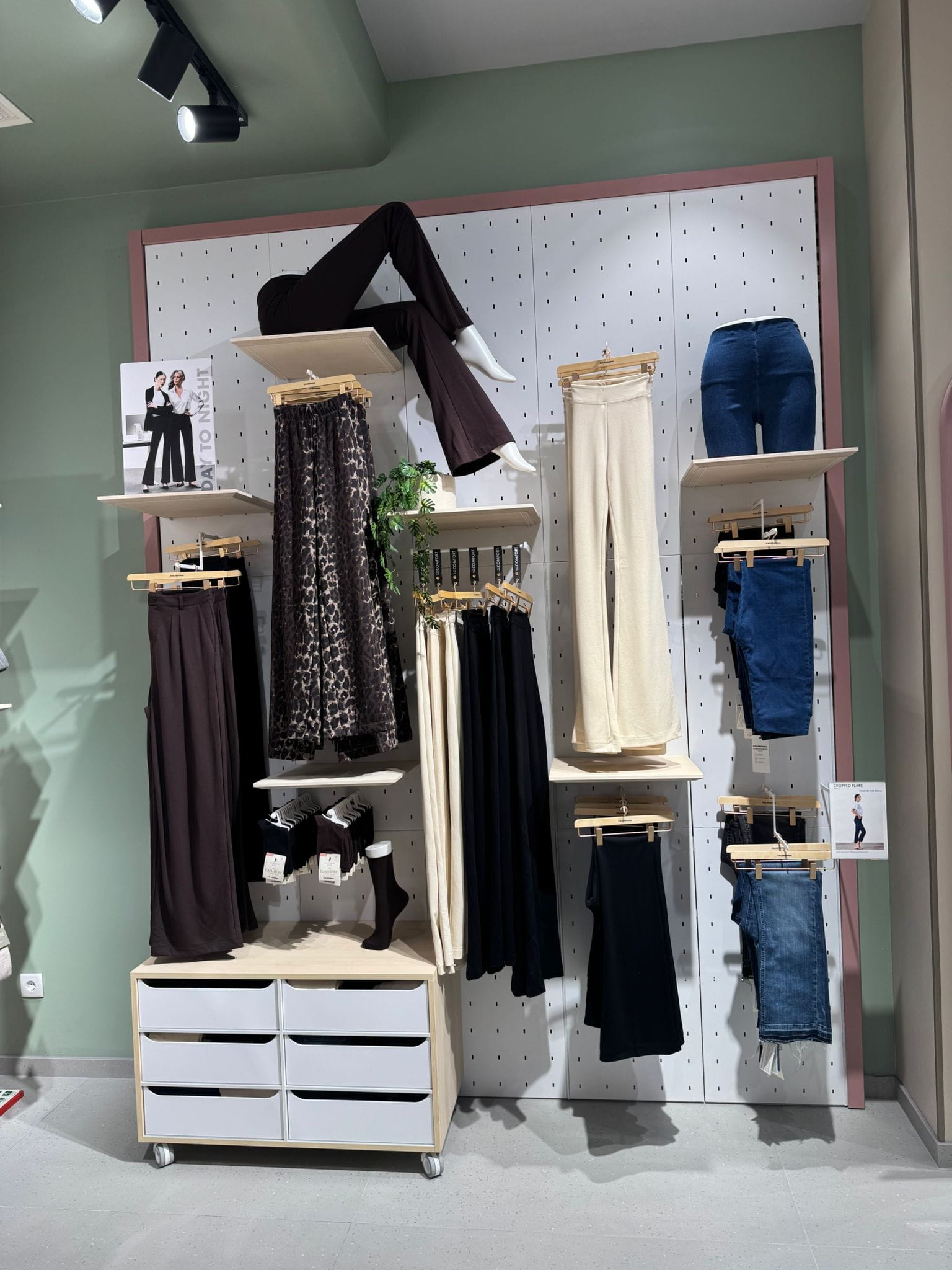 Loja Calzedonia — Centro Comercial — imagem 20