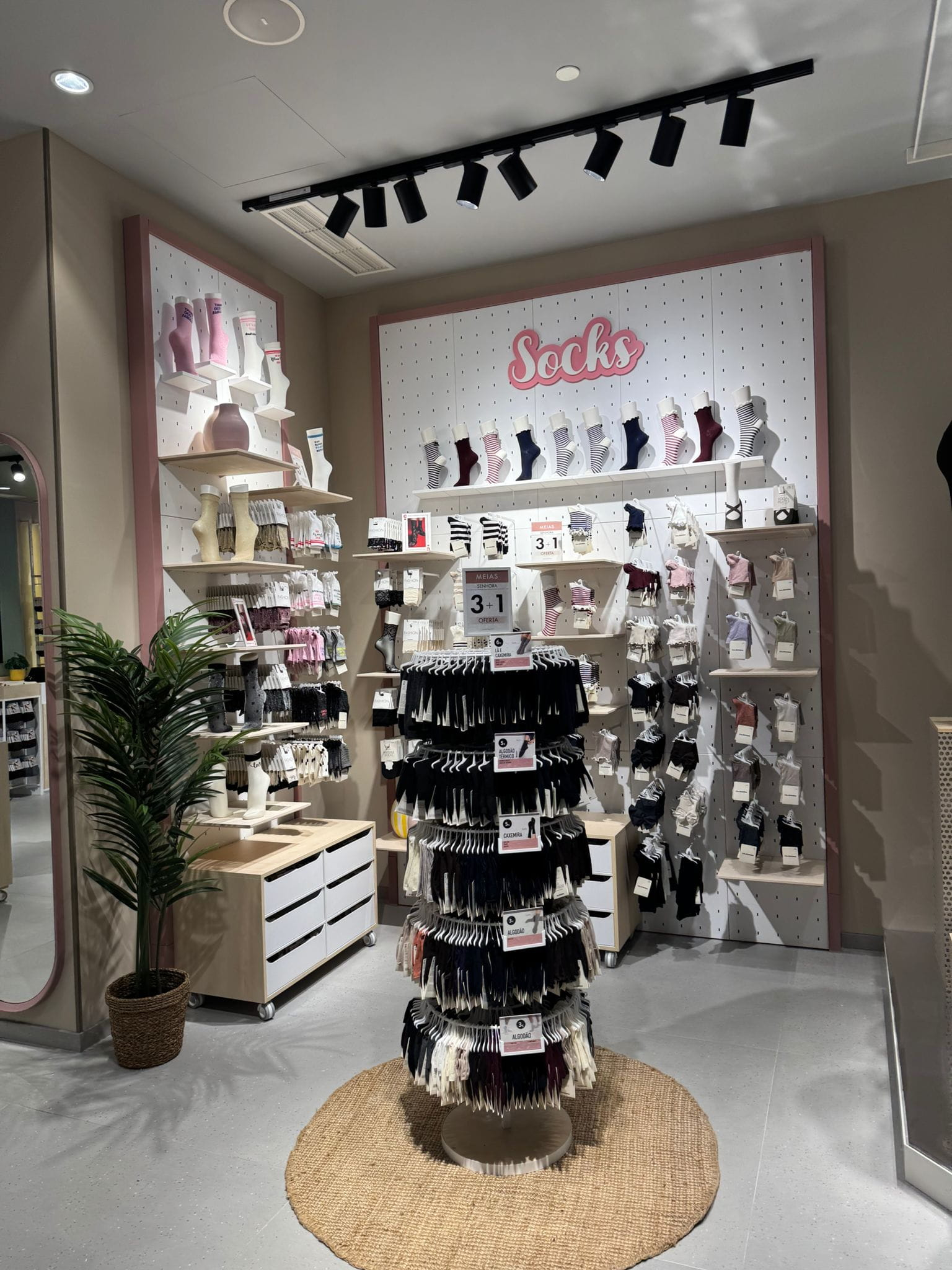 Loja Calzedonia — Centro Comercial — imagem 21